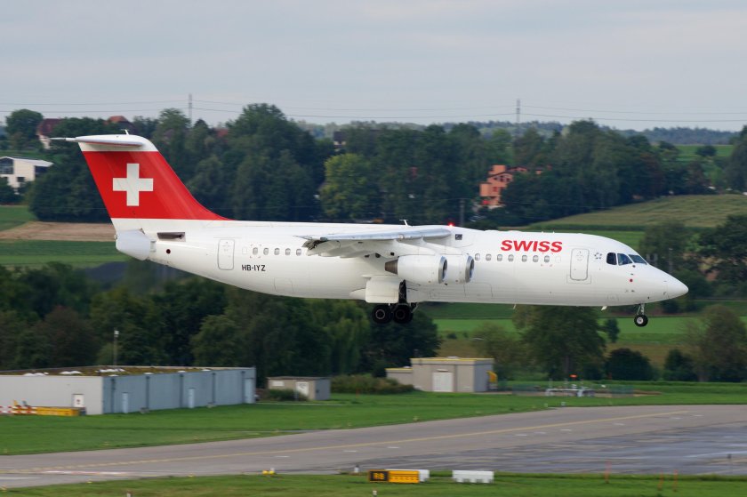 Avro rj100
