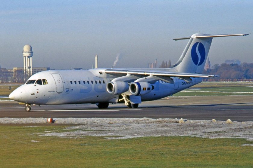 Bae 146-rj100