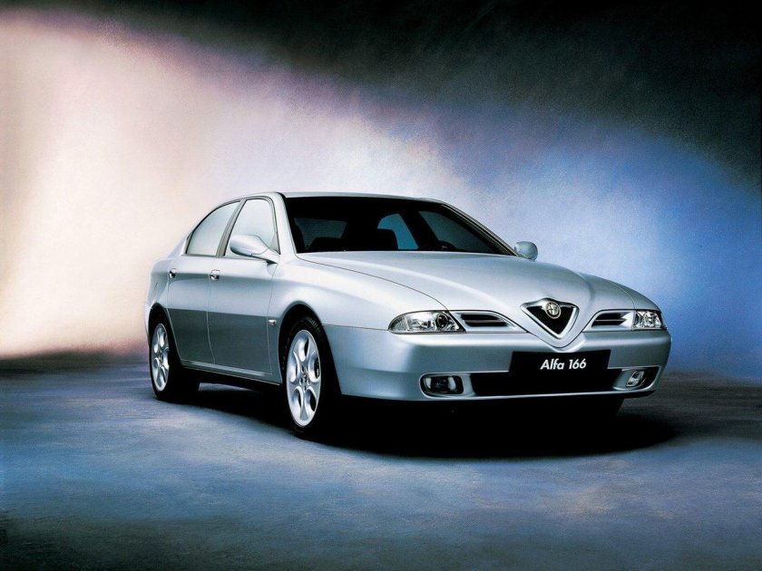 Alfa Romeo 166 i