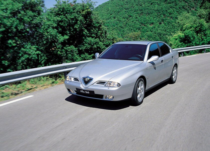 Альфа Ромео 166