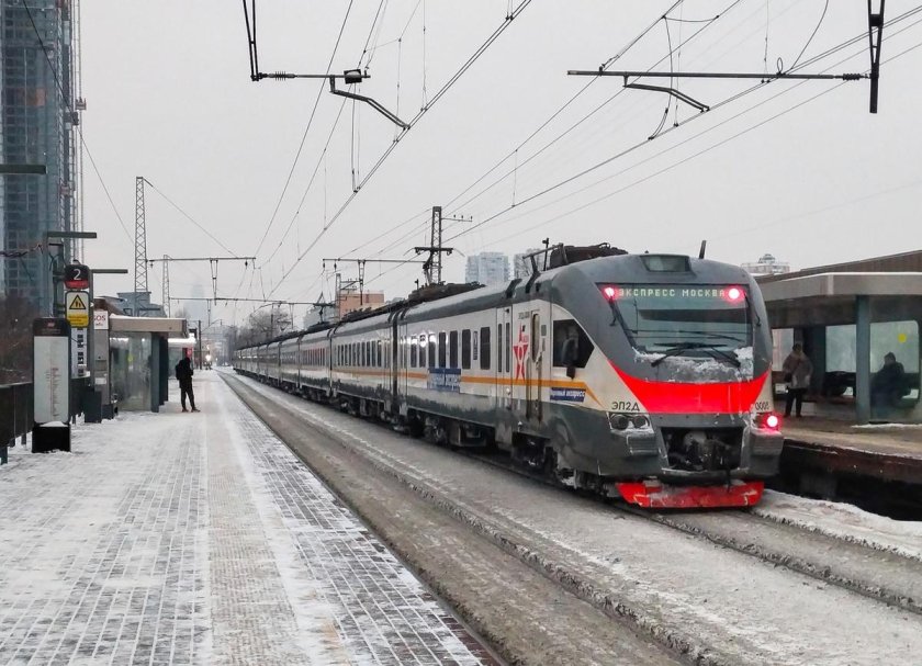 Электропоезд эп 2 д