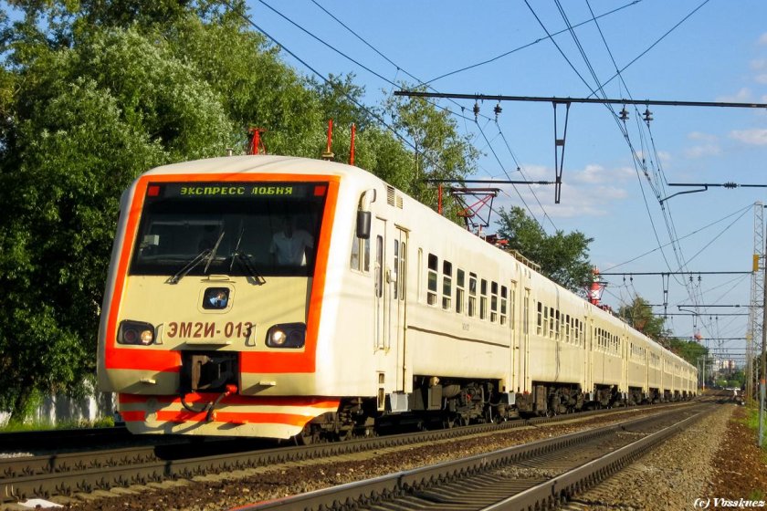 Эм2 электропоезд