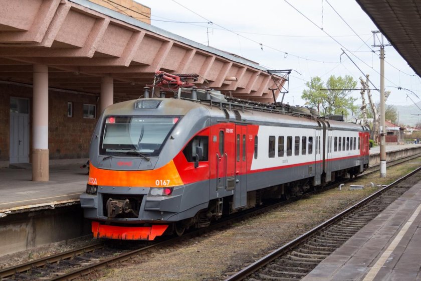 Эп2д электропоезд крышевое оборудование