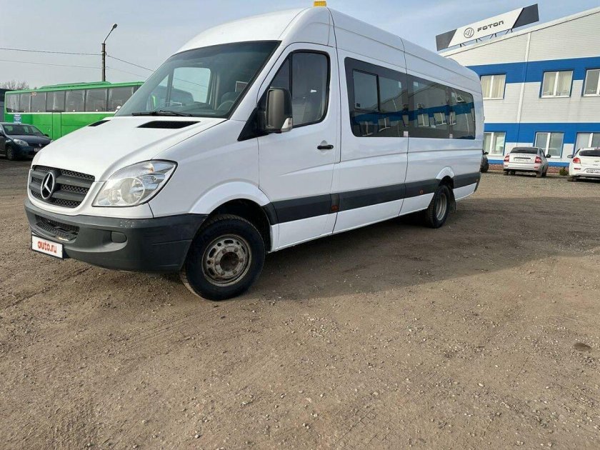 Автобус мерседес спринтер