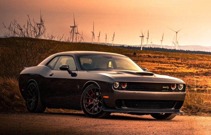 Dodge Challenger Hellcat 4k