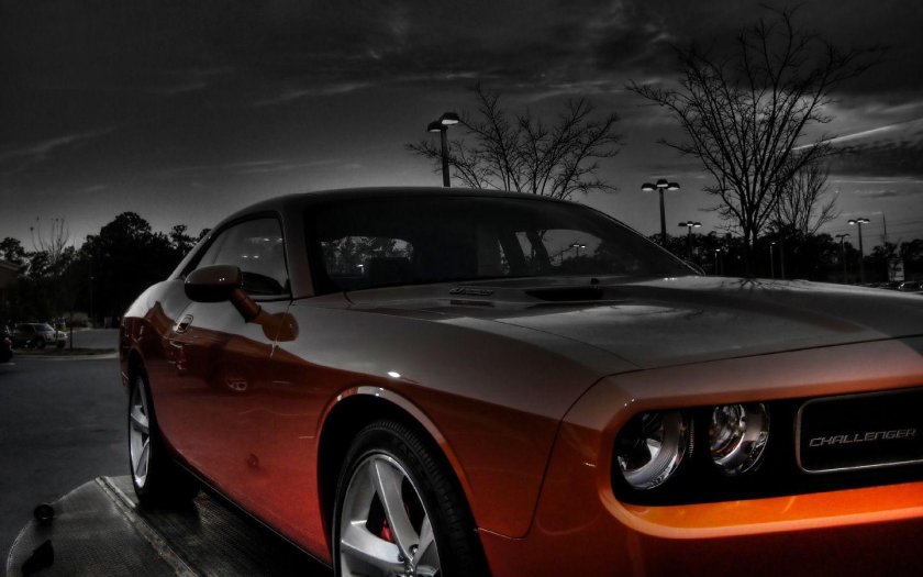 Dodge Challenger srt 2006