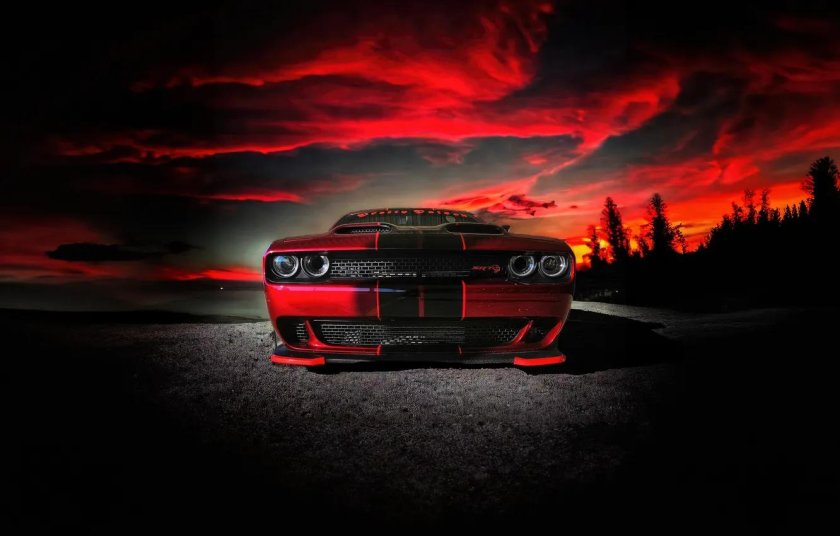 Dodge challenger srt8 red