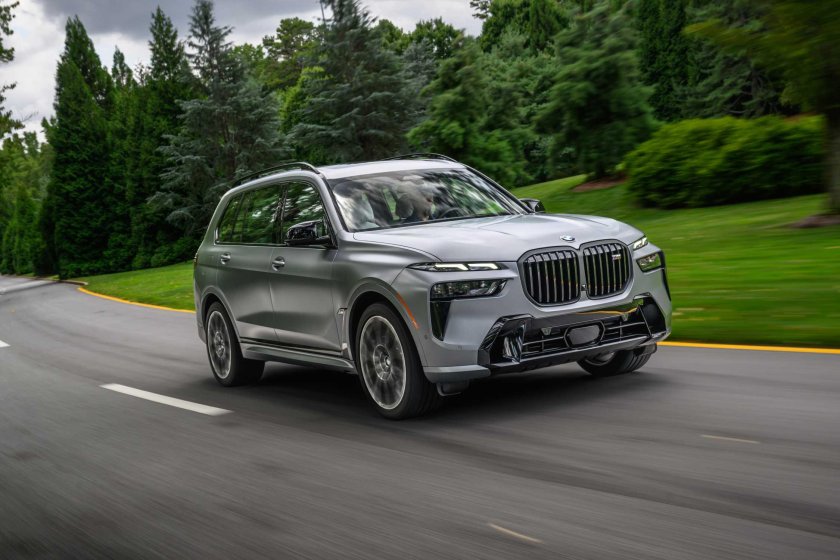 BMW x7 2024