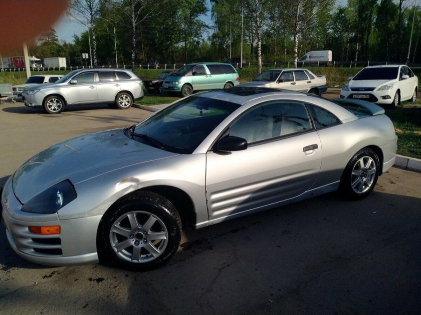 Митсубиси Эклипс 2002