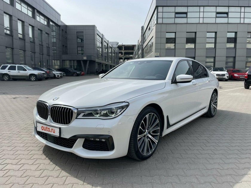 Бмв 7 серии g 11