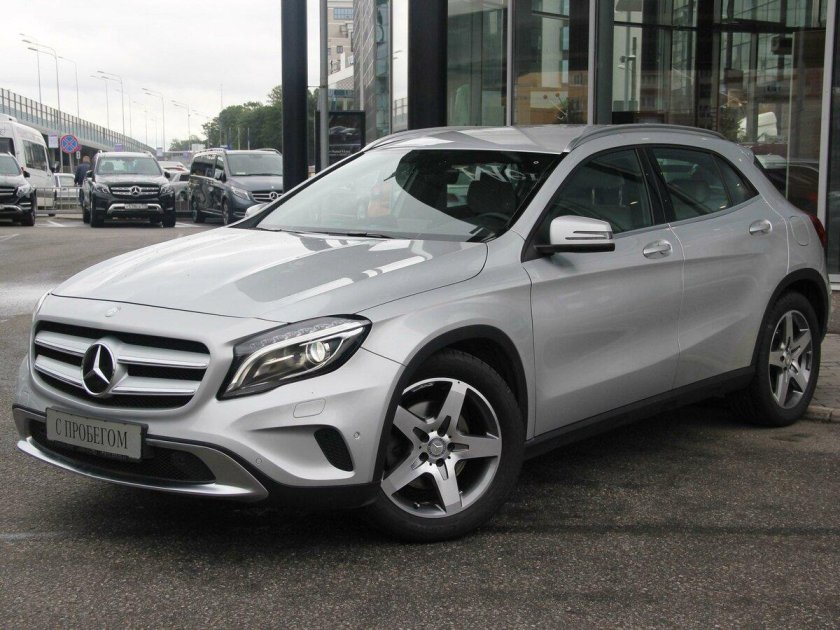 Мерседес GLA 250