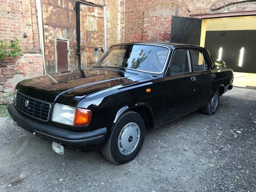 ГАЗ 31029 черная