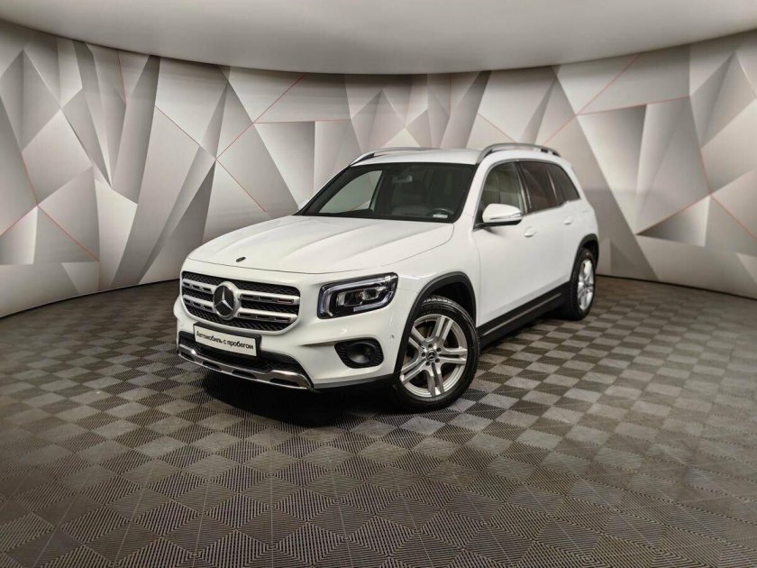 Белый мерседес бенц