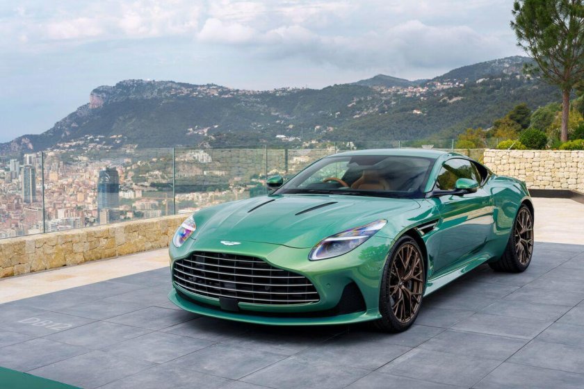 Aston Martin v8 Vantage 2019