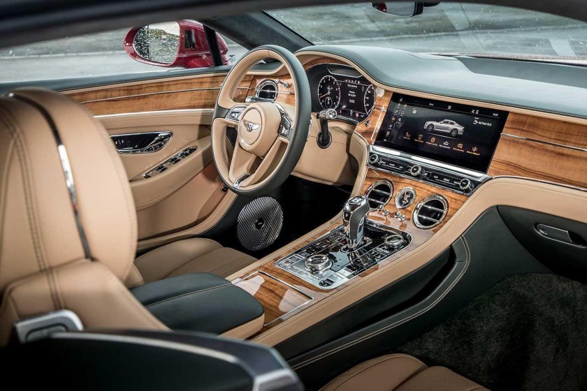 Бентли Континенталь 2020 салон