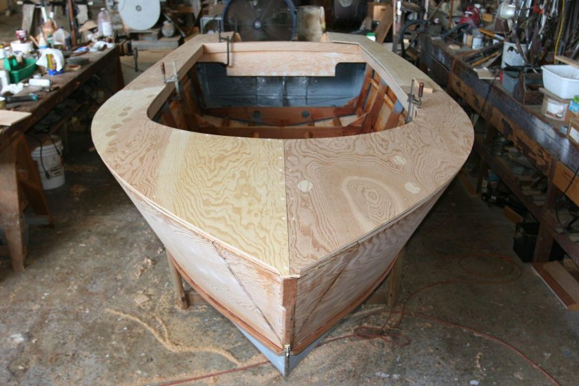 Лодка джейн 450 из стеклопластика