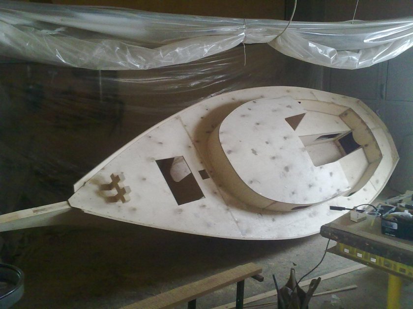 Яхта из фанеры