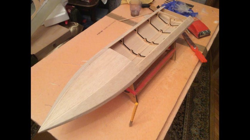 Лодка плоскодонка каноэ