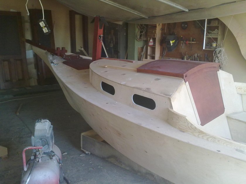 Катер из фанеры