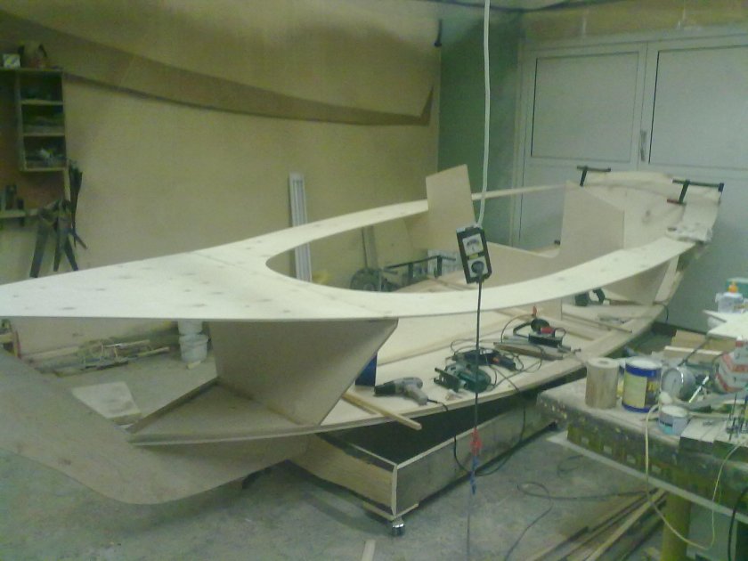 Самодельная яхта из фанеры