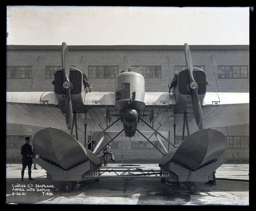 Первые самолеты