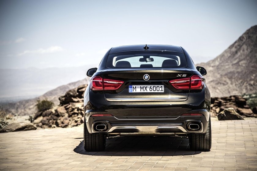 BMW x6m 2015
