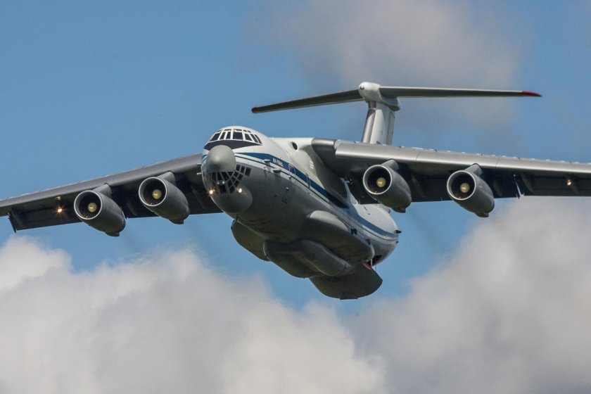 Самолет ил 76