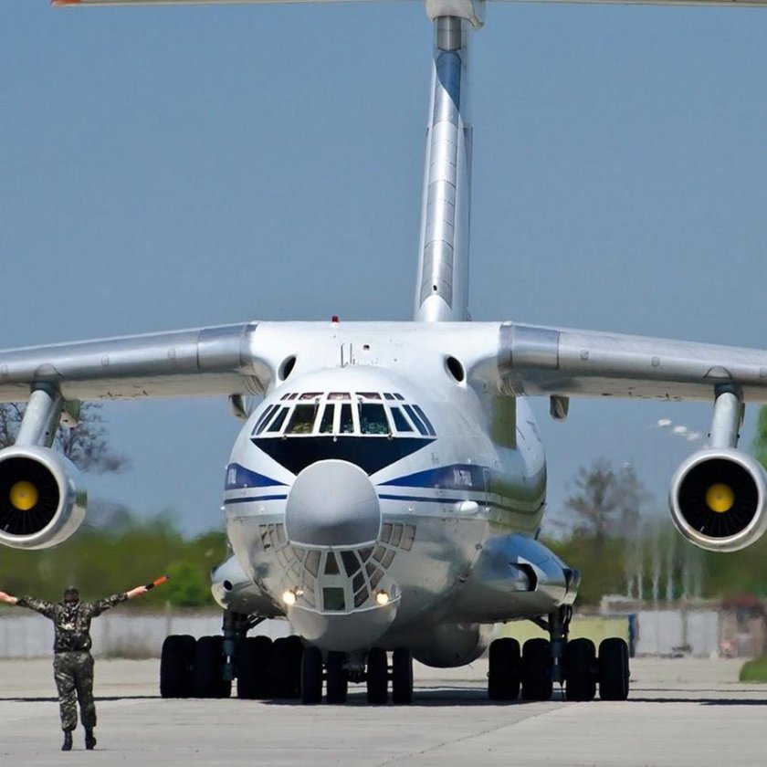 Ил-76 военно-транспортный самолёт