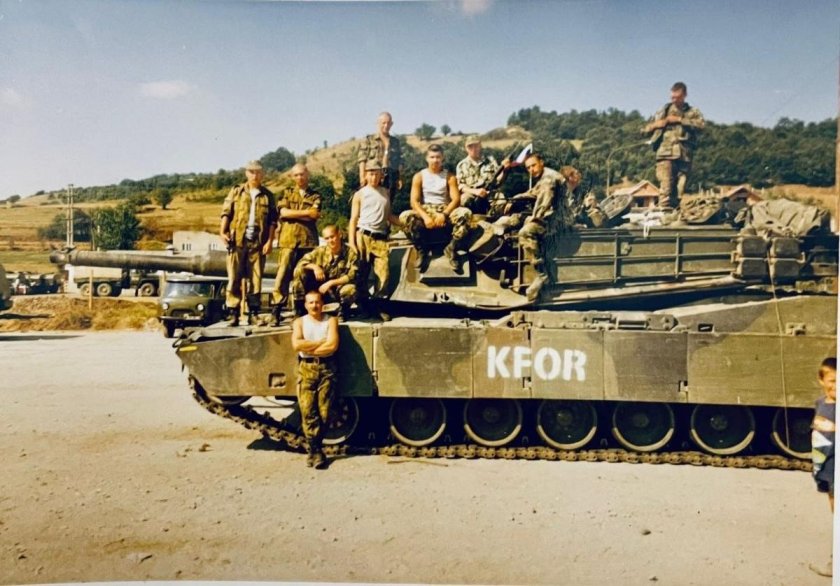 Косово 1999 десантники Приштина