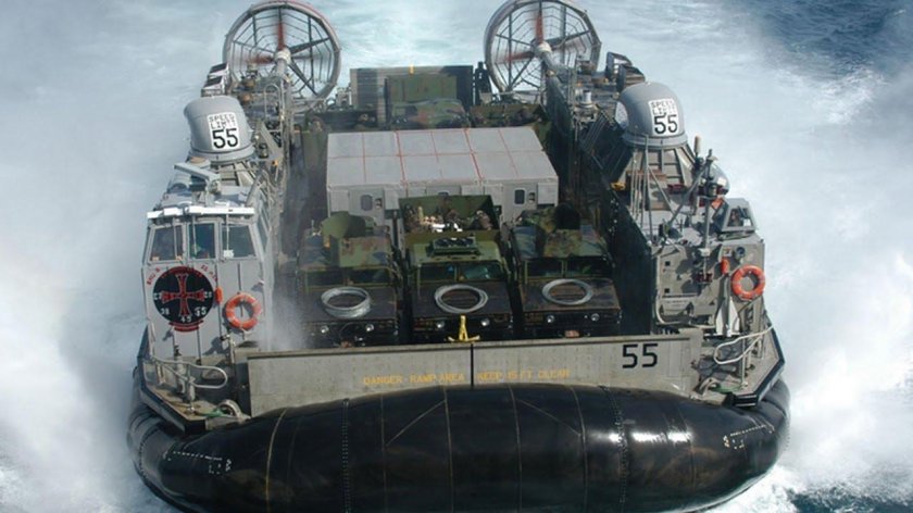 Десантные катера на воздушной подушке типа lcac
