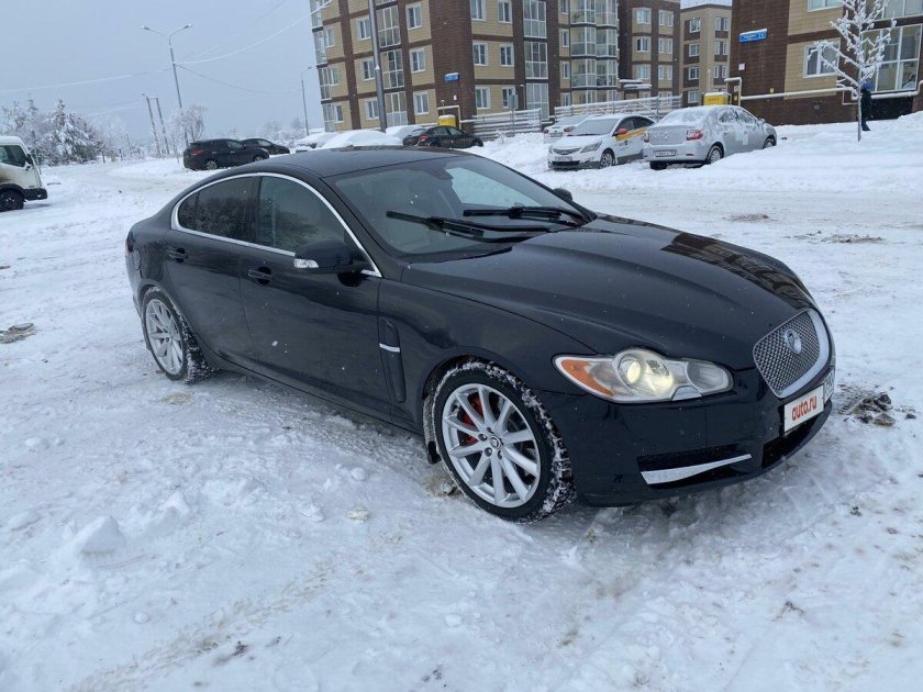 Jaguar XF 4.2