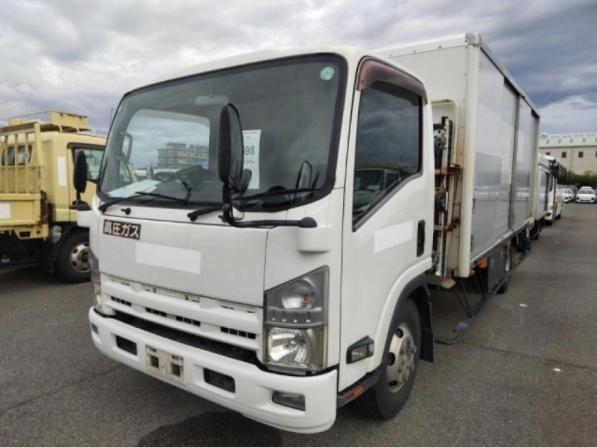 Исузу эльф 2014 год