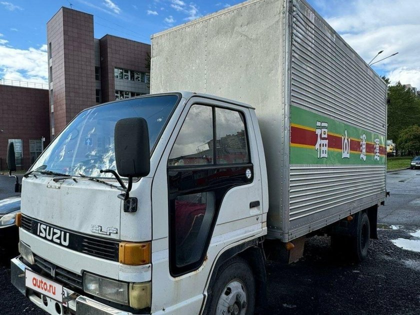 Isuzu elf 1990
