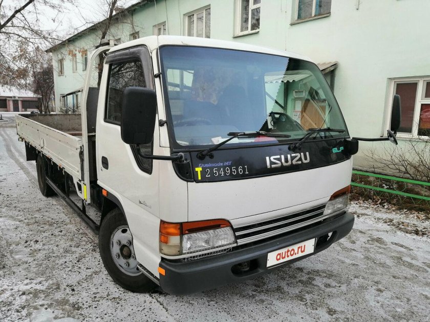 Isuzu Elf, 2001
