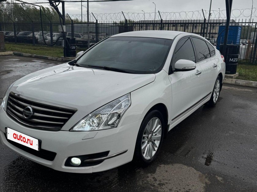 Ниссан теана 2011 белая