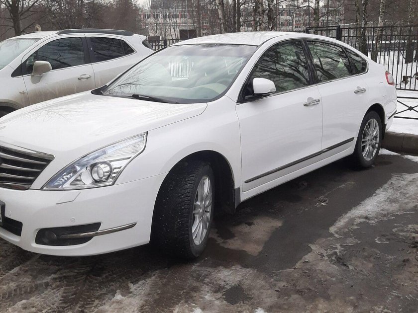 Ниссан теана 2012 года