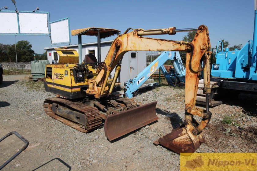 Yanmar YB-25