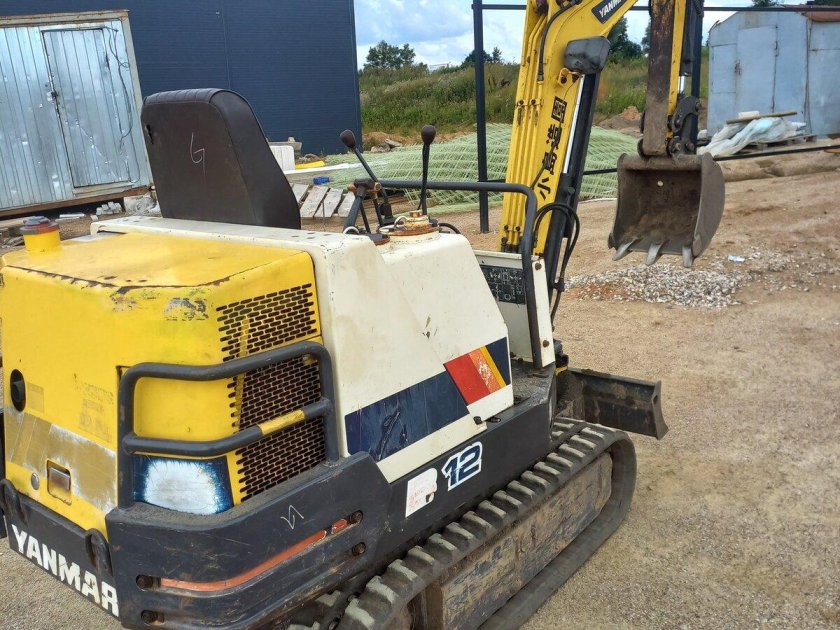 Мини экскаватор