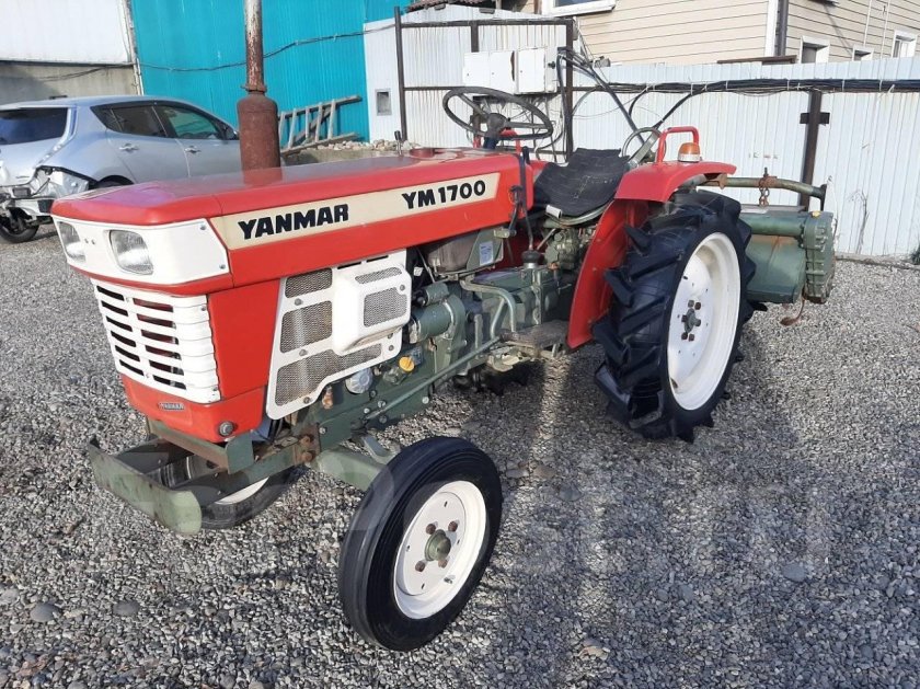 Трактор Yanmar