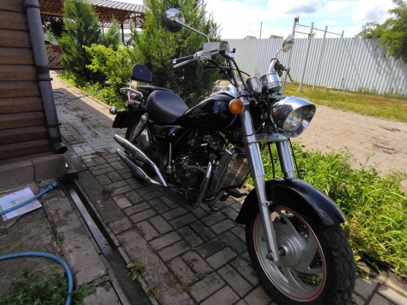 Baltmotors classic 200