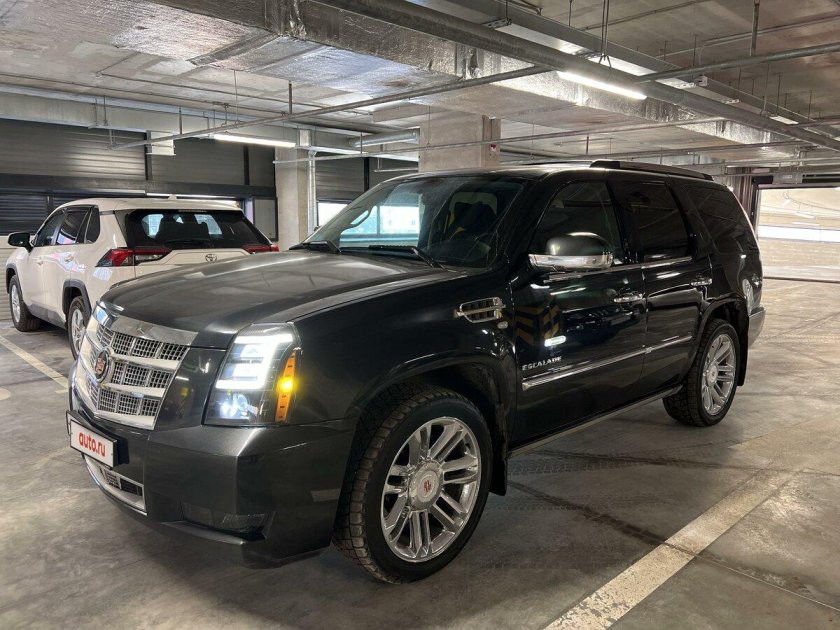 Кадиллак эскалейд 2013