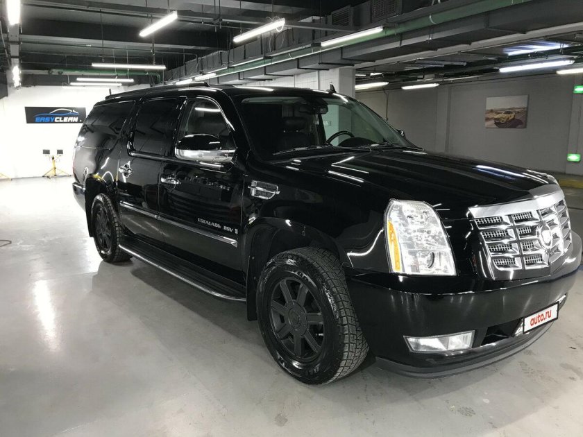 Кадиллак Эскалейд 3 поколения