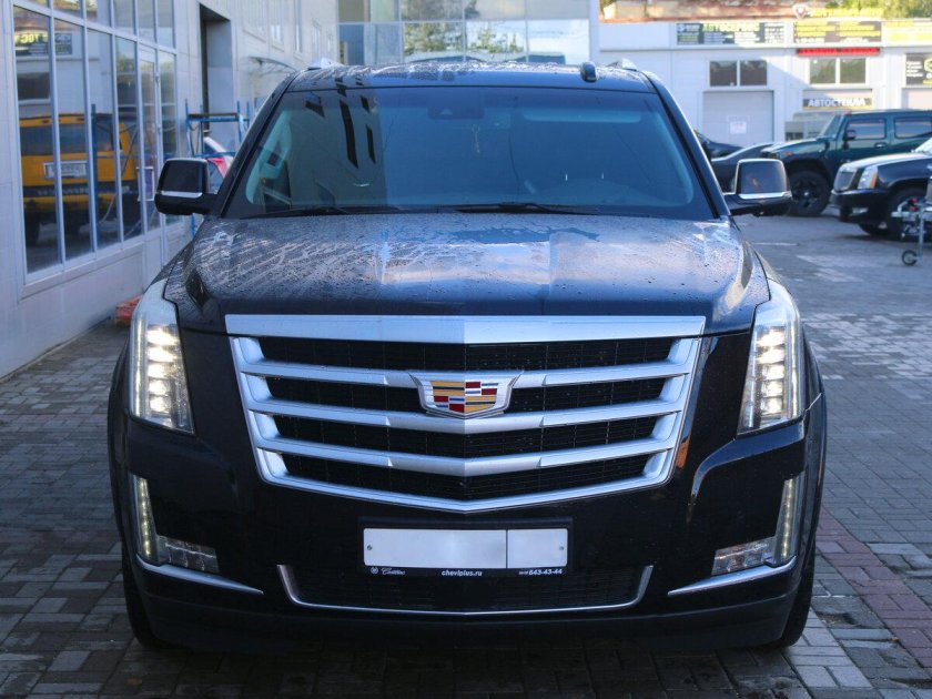 Cadillac Escalade 4 поколение