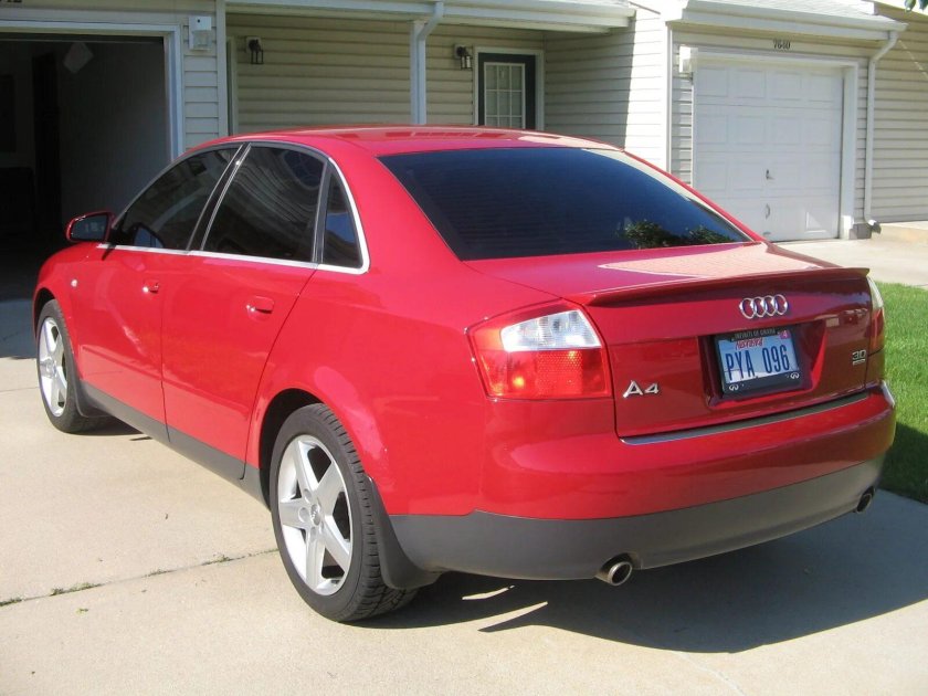 Ауди а4 2003