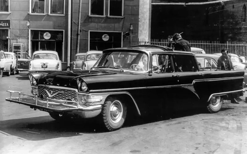 ГАЗ 13 Чайка киносъемочная