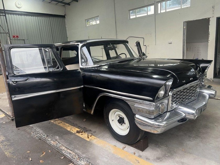 ГАЗ-13 «Чайка»