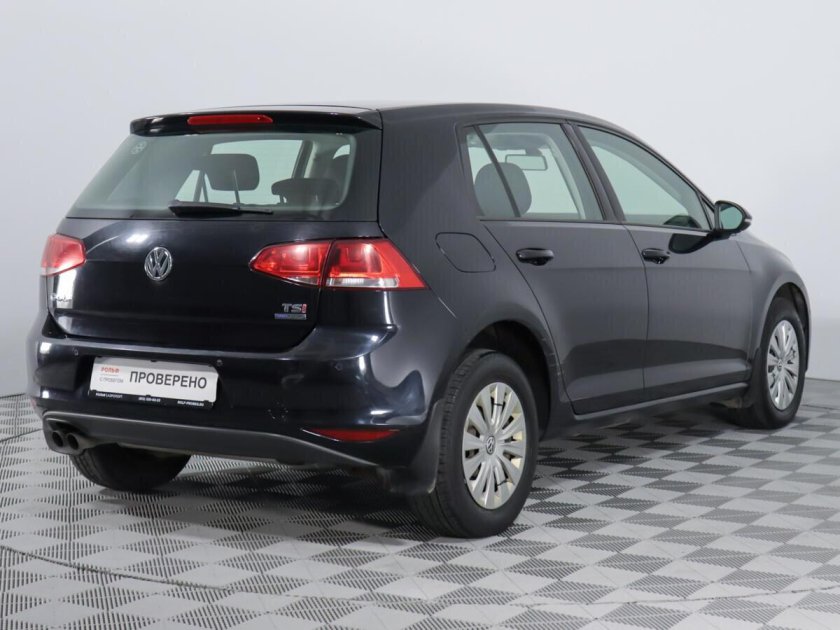 Серый фольксваген