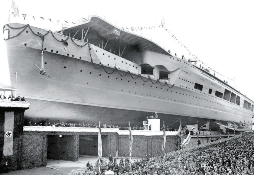 Граф Зеппелин авианосец