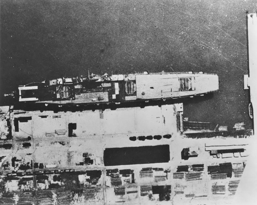 Граф Зеппелин авианосец