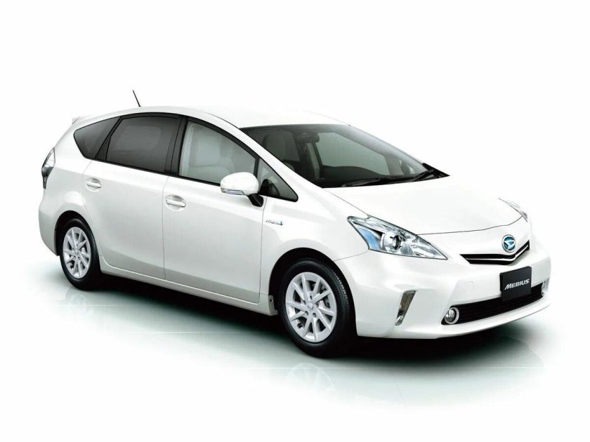 Daihatsu Mebius 2013